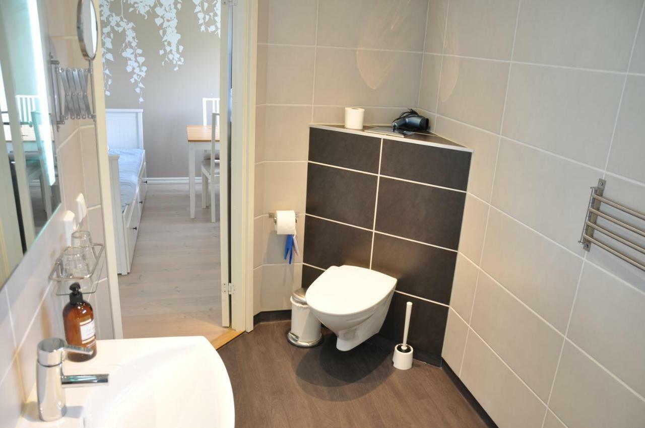 Hotel & Pensionat Bjoerkelund Stenbrohult  Kültér fotó